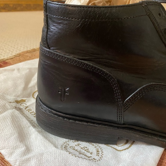 FRYE MEN LACE UP BOOTS - Picture 3 of 8